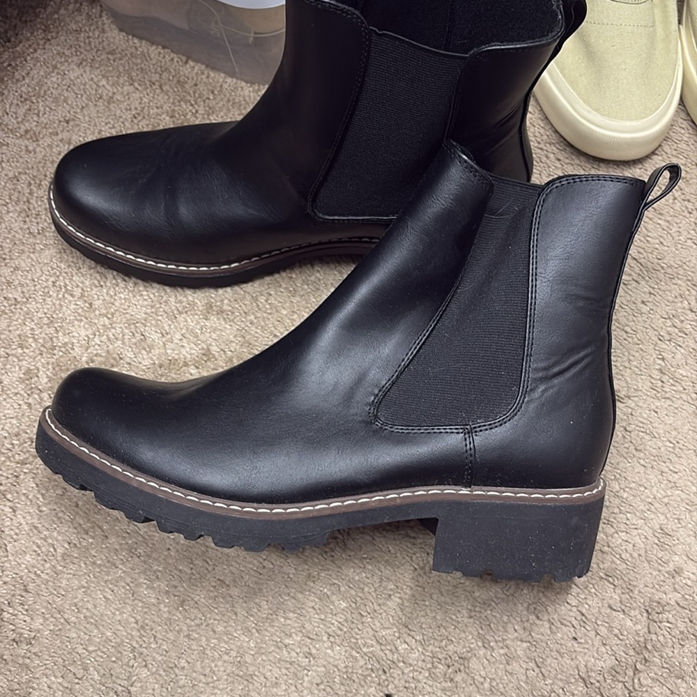Chelsea Boot Women (11) - Picture 3 of 4